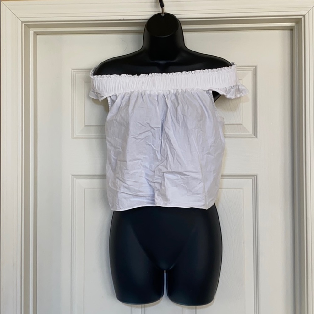 Guess White off the shoulders Romantic Top Size L